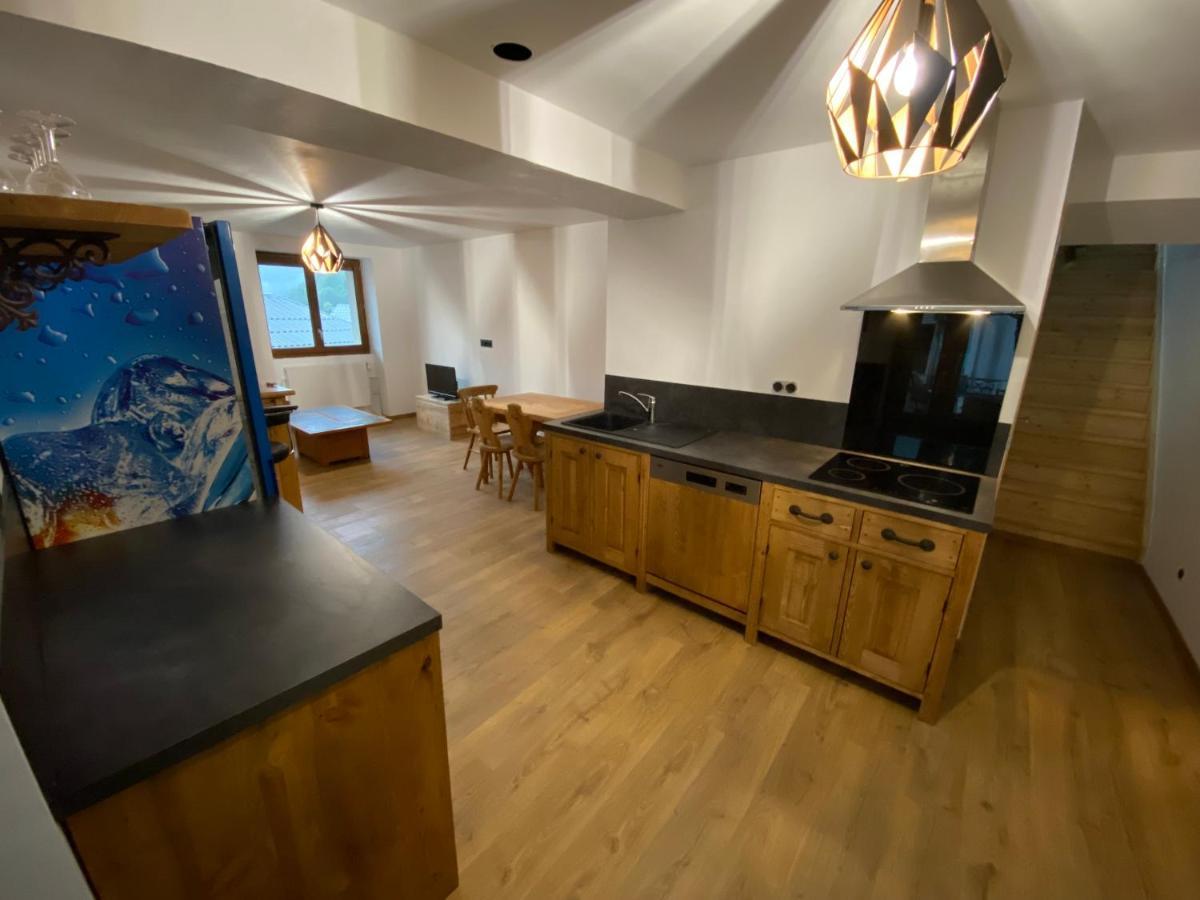 Appartement 75M2 Duplex Au Coeur Du Village De Queige Ngoại thất bức ảnh